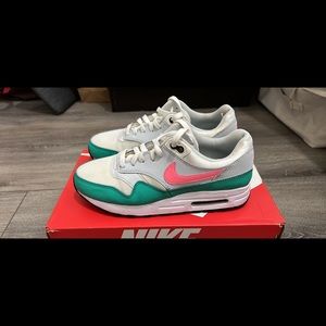 Air Max 1 - Watermelon GS Size 7Y